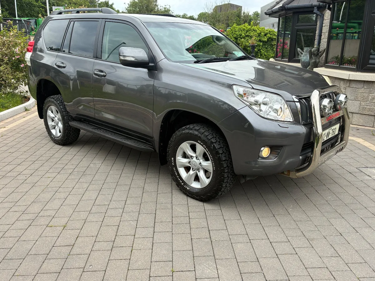 2012 Toyota Land Cruiser *tax+doe* - Image 1