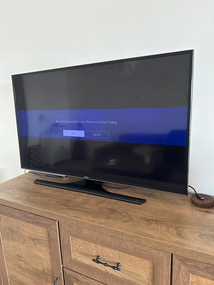 Samsung 48” 4K UHD Smart TV - Image 1