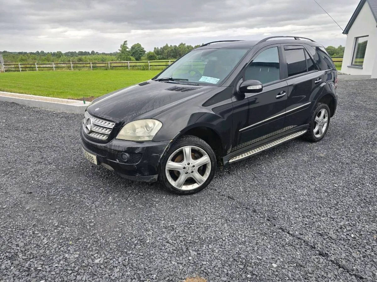 Mercedes ml 280 crewcab /engine knocking - Image 1