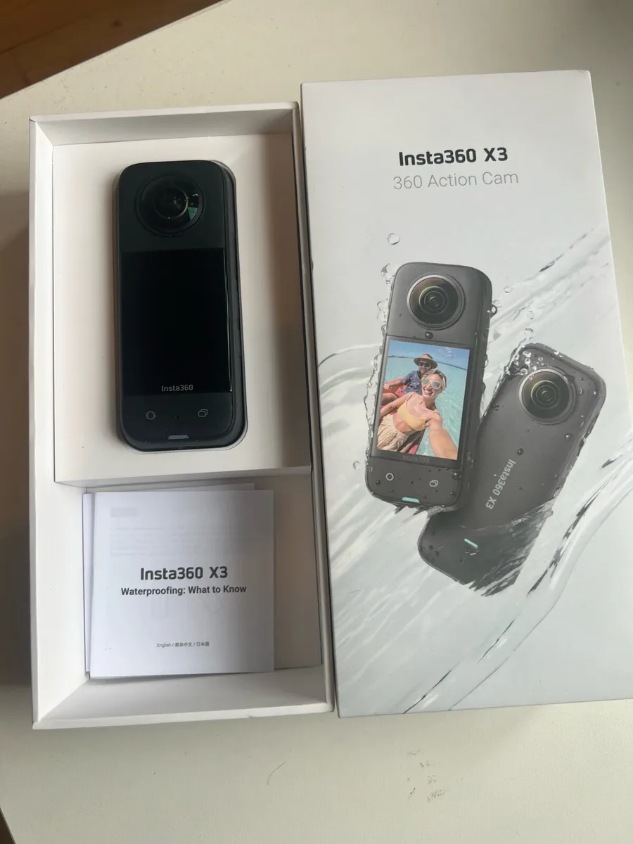 Insta360 X3 - Image 1