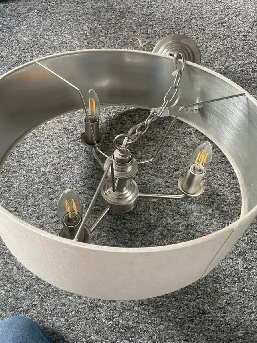 Laura Ashley Light - Image 2