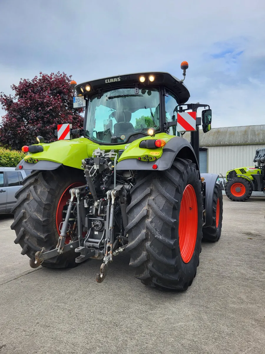 Claas Axion 810 CIS+ - Image 4