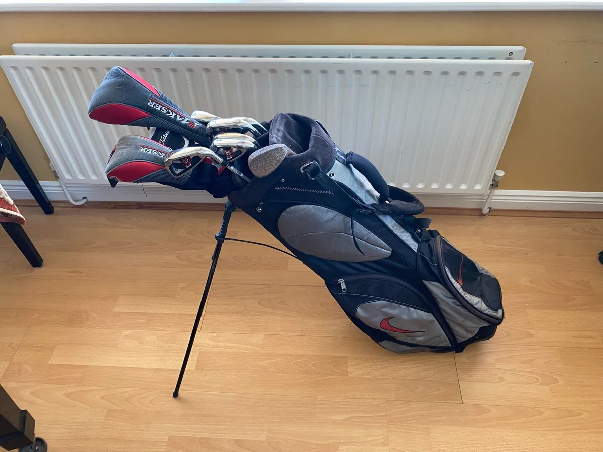 Set of quality golf clubs - Image 1