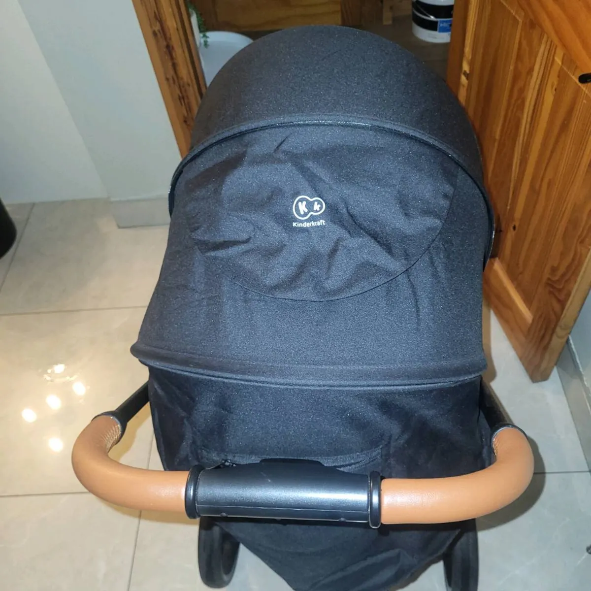 Kinderkraft pram - Image 4