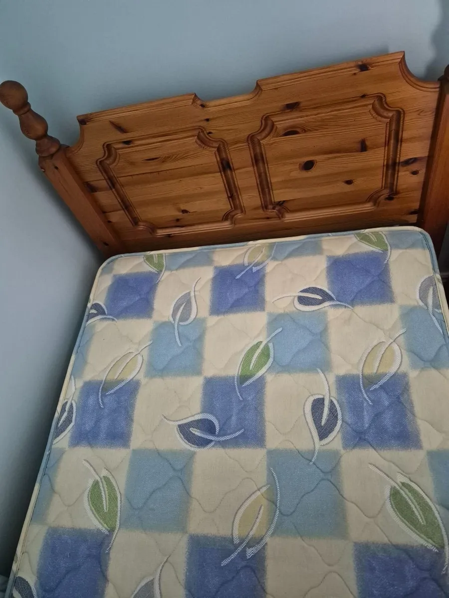 Single bed - Image 3