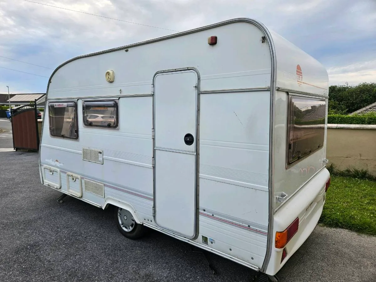 Avondale 4berth 13ft long very light wight - Image 1