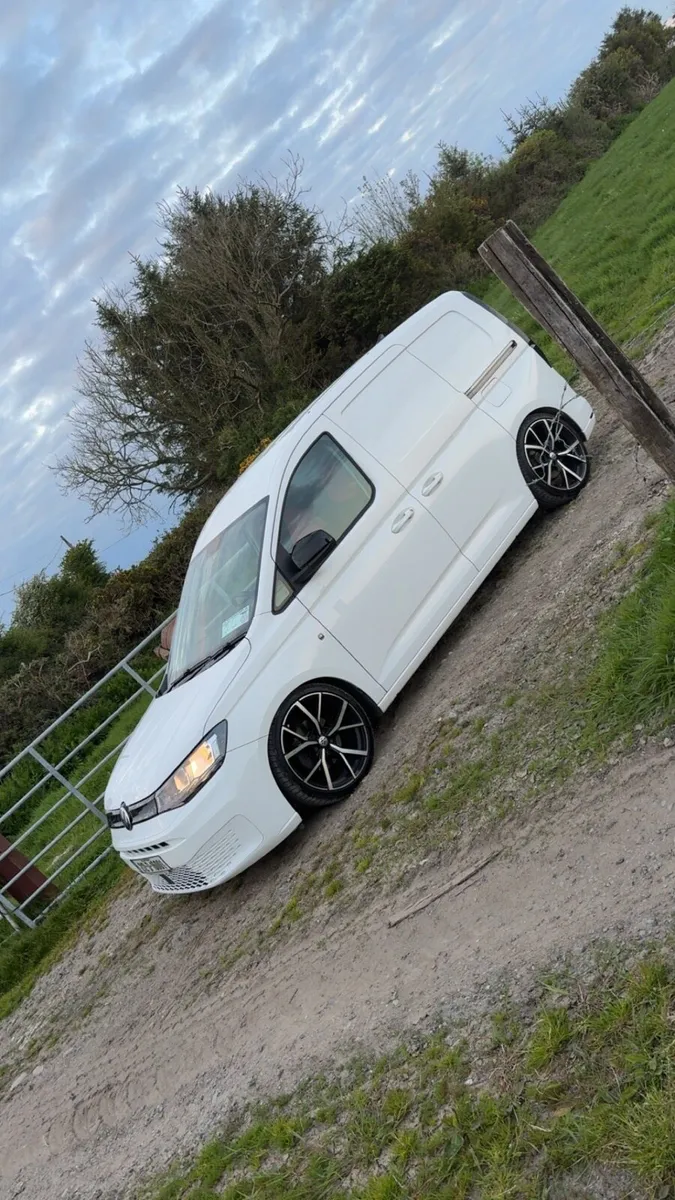 Volkswagen Caddy - Image 4
