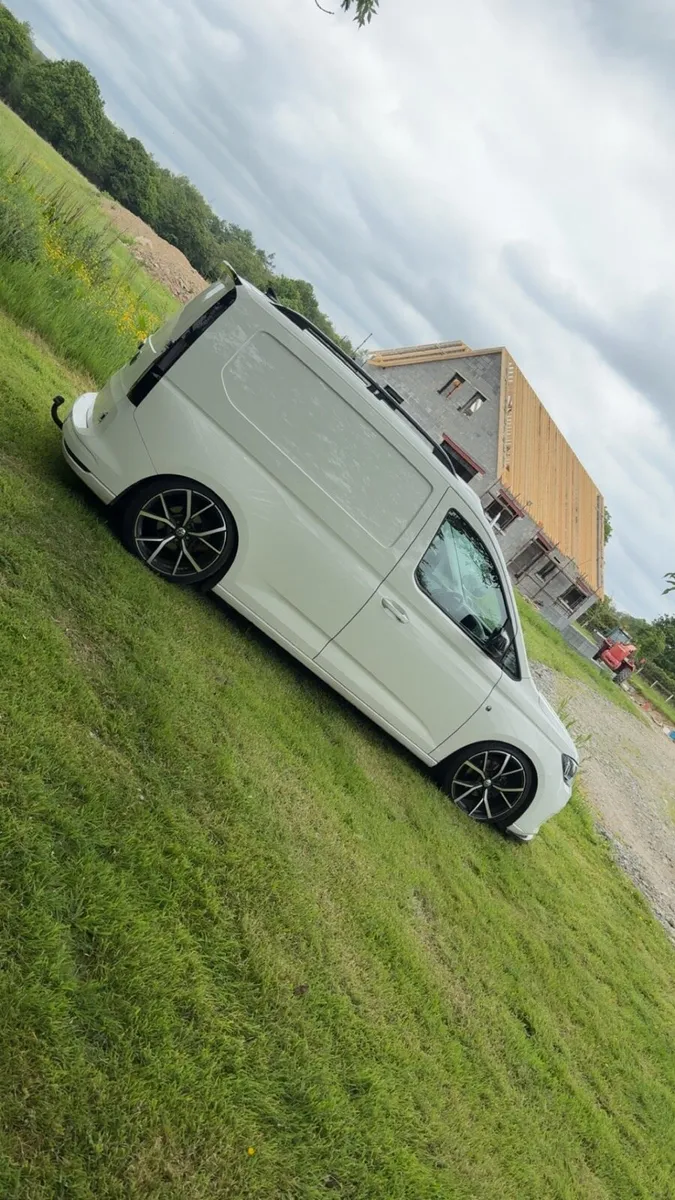 Volkswagen Caddy - Image 1