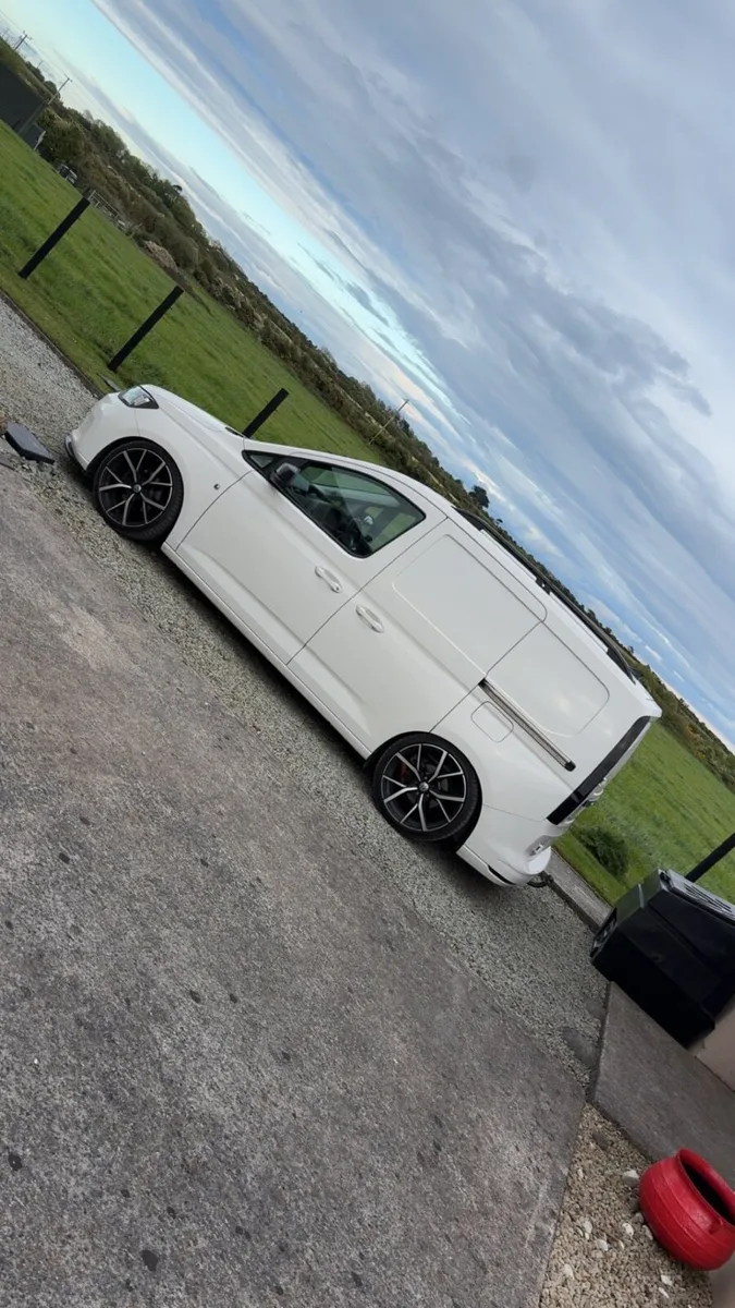Volkswagen Caddy - Image 3