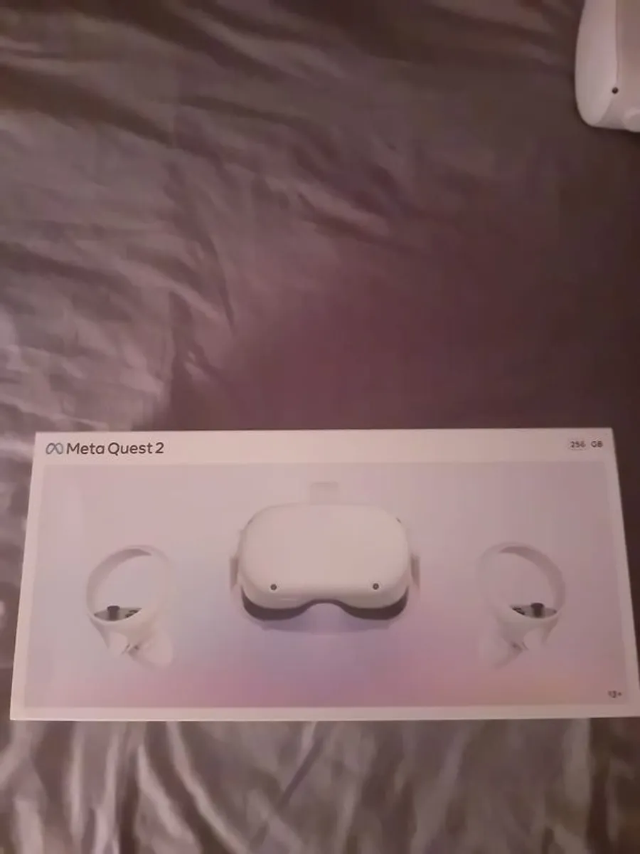 256 GB Quest 2 + elite strap - Image 2