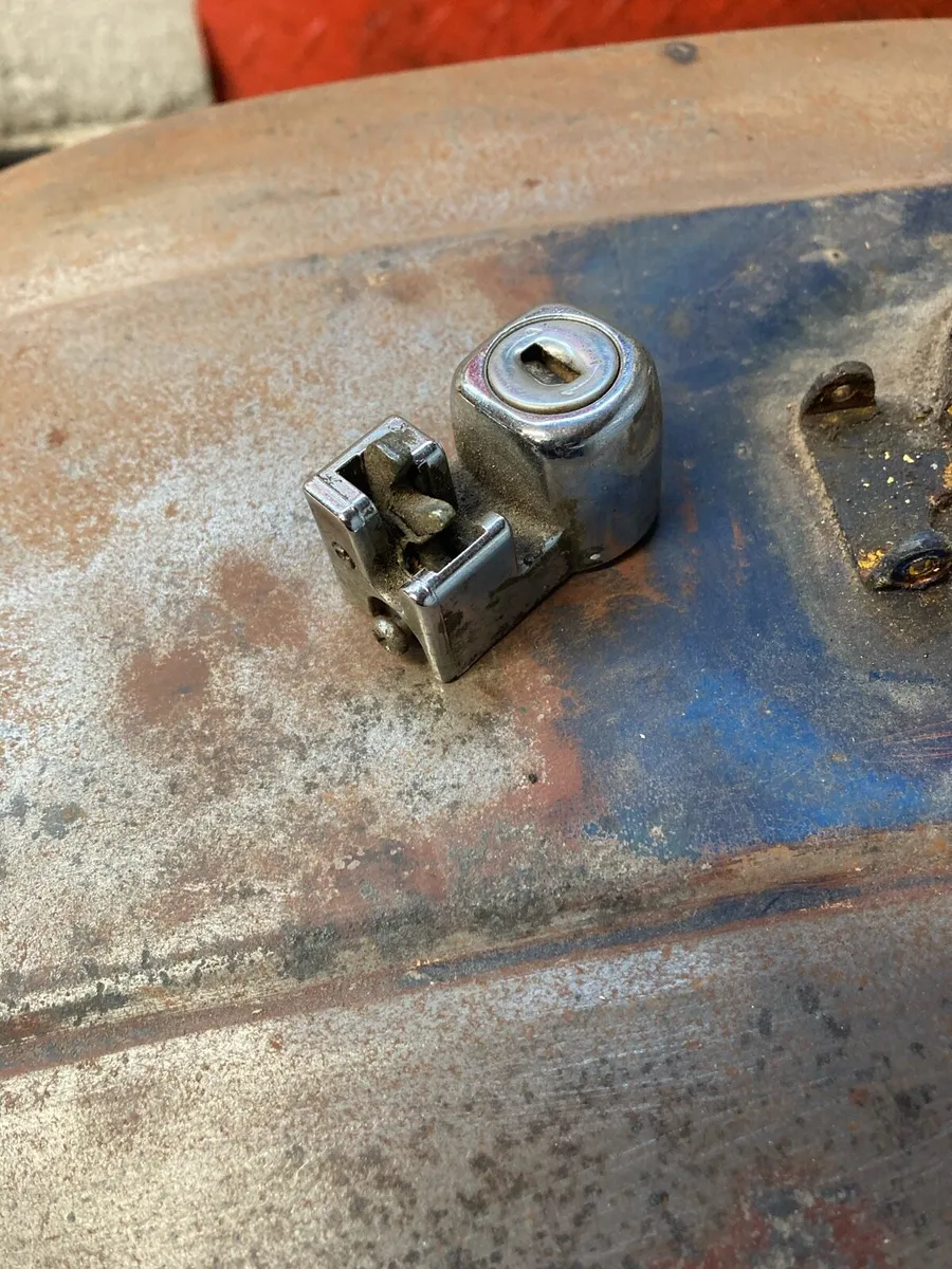 Honda 400 4 - Image 3