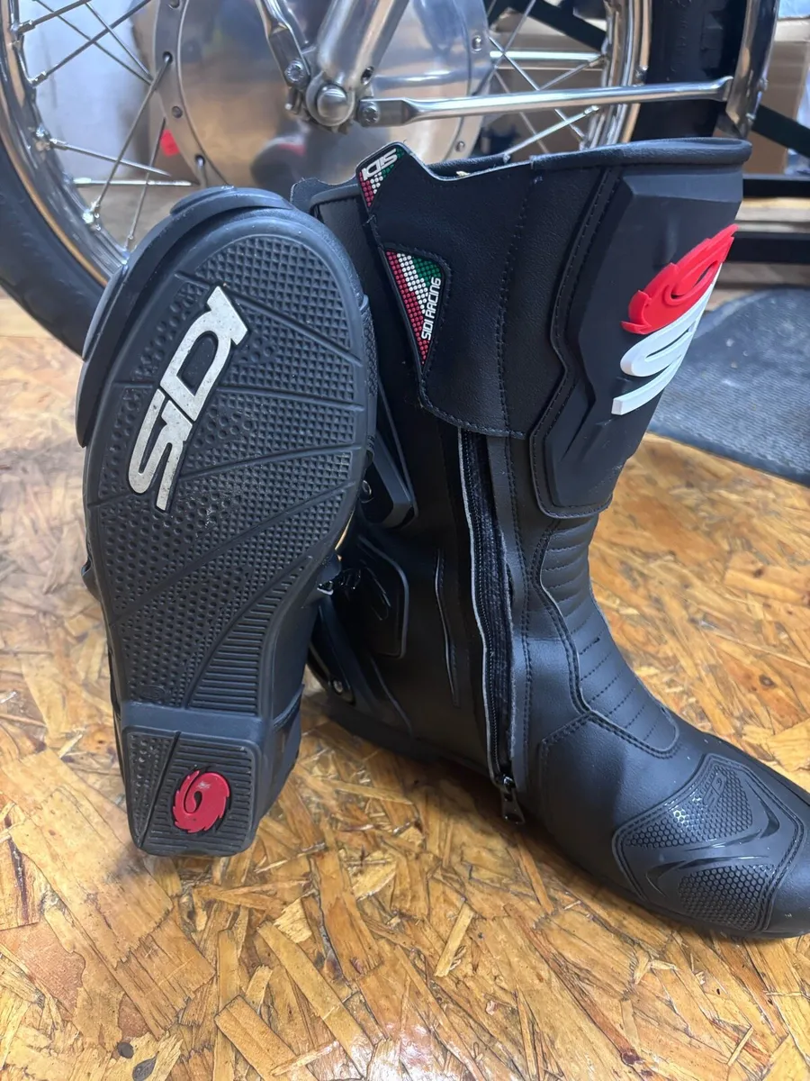 Sidi Vertigo 2 Motorcycle Boots - Image 4