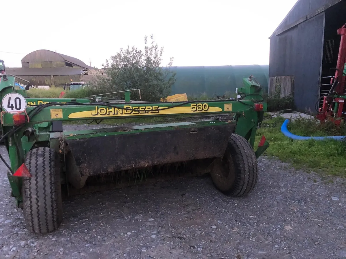 530 John Deere mower - Image 3