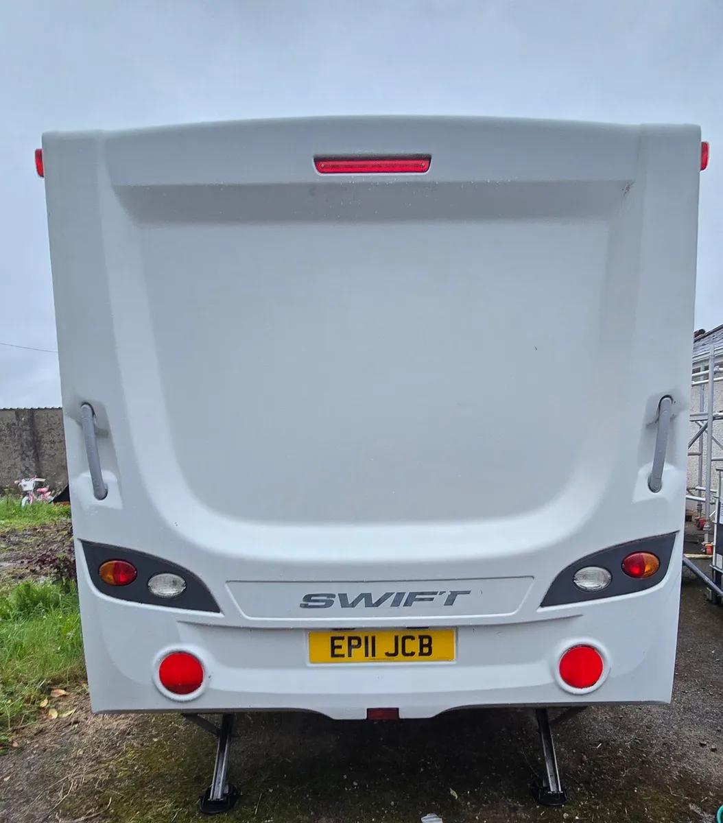 Swift Sprite quattro EW 6 berth 2015 - Image 2