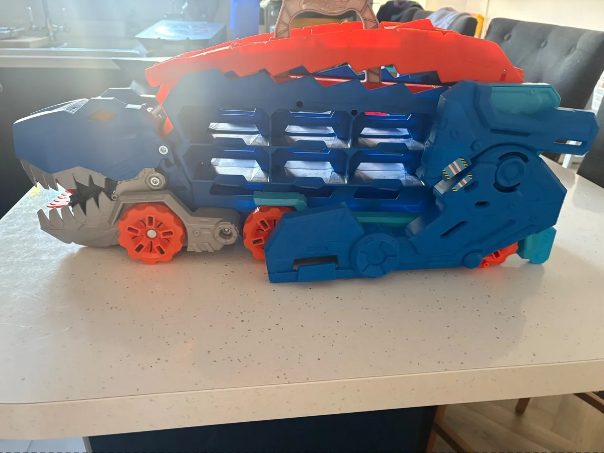 Hot wheels truck - Image 3