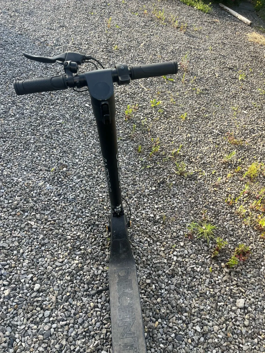 Eletric scooter - Image 1