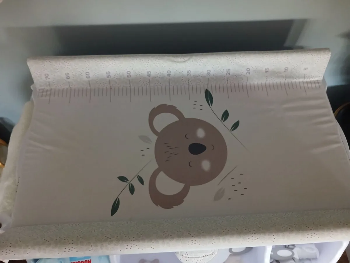 Baby changing table - Image 3