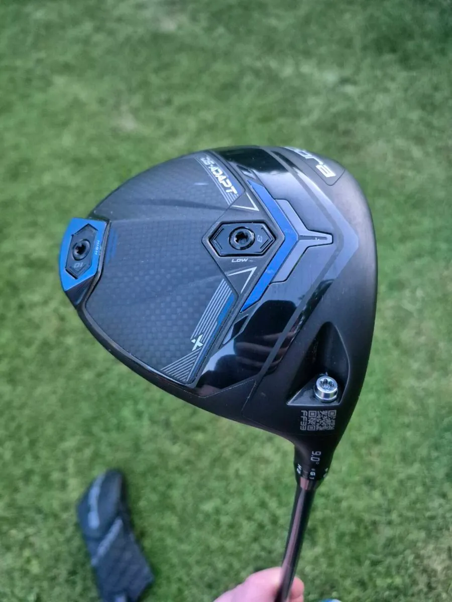 COBRA DS ADAPT X DRIVER 9 DEGREE STIFF MINT - Image 1