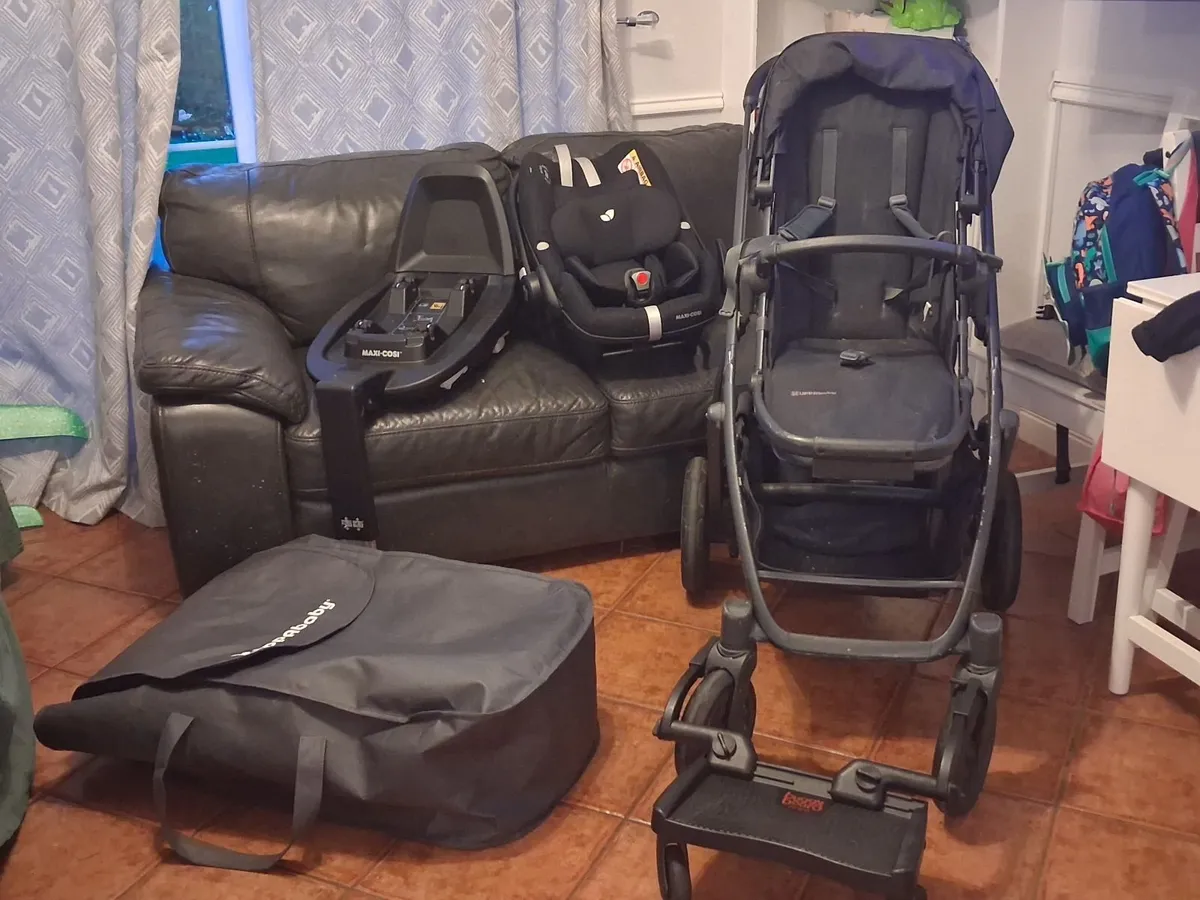 Uppababy 3 piece Vista V2 buggy black - Image 1