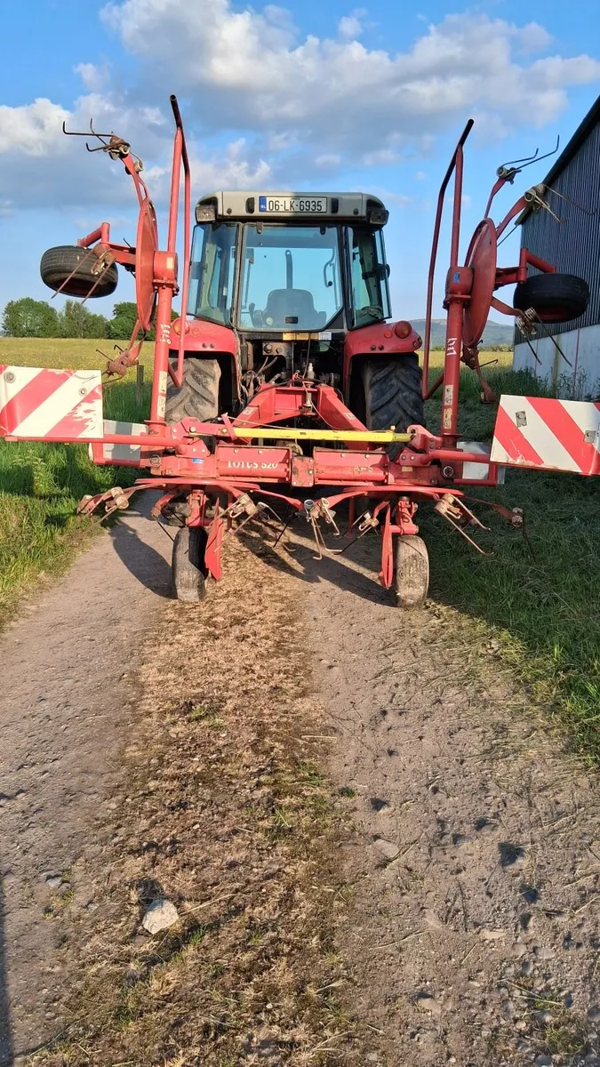 LELY LOTUS TEDDER - Image 1