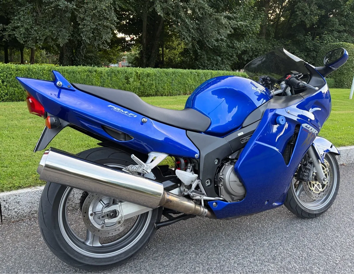 HONDA BLACKBIRD CBR1100XX - Image 3