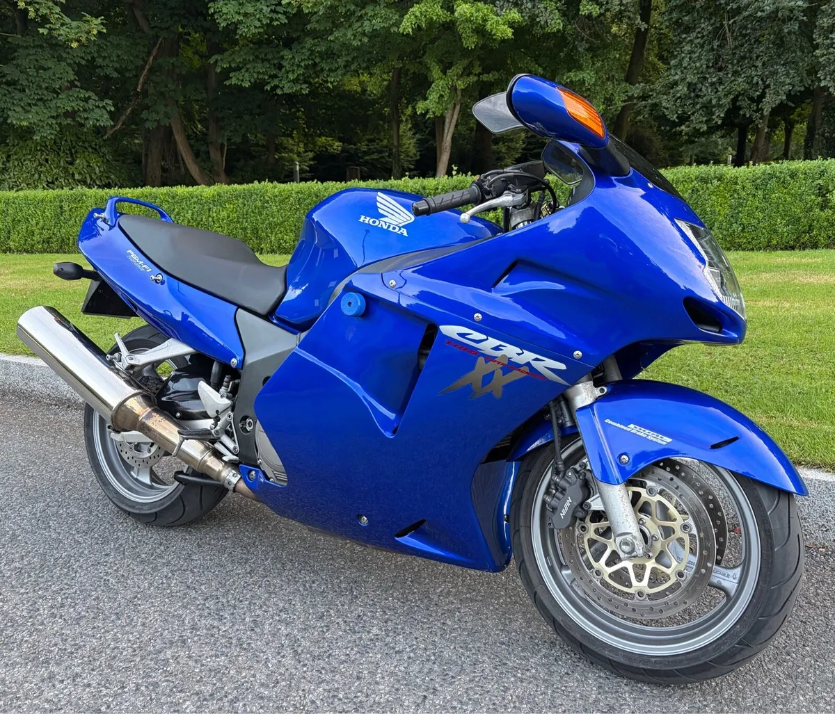 HONDA BLACKBIRD CBR1100XX - Image 1