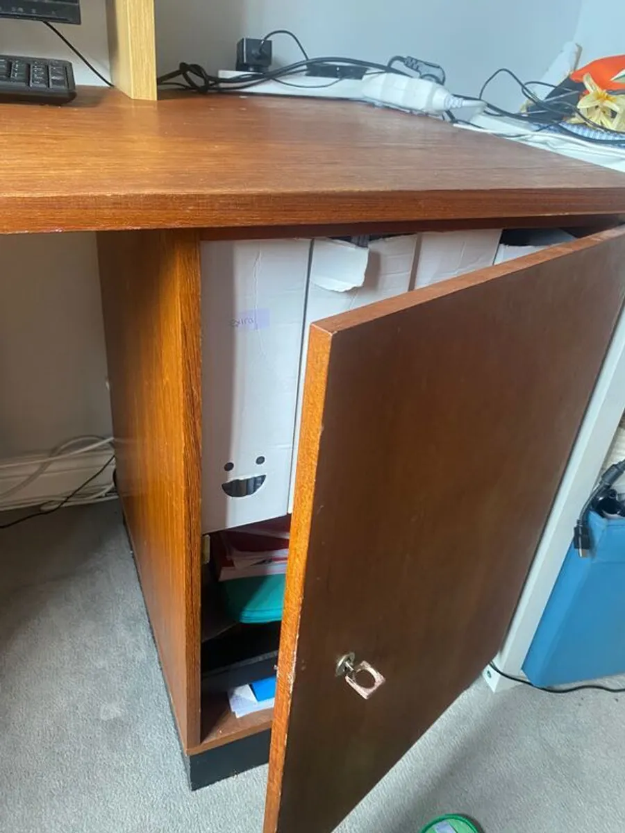1960s vintage desk - Image 4