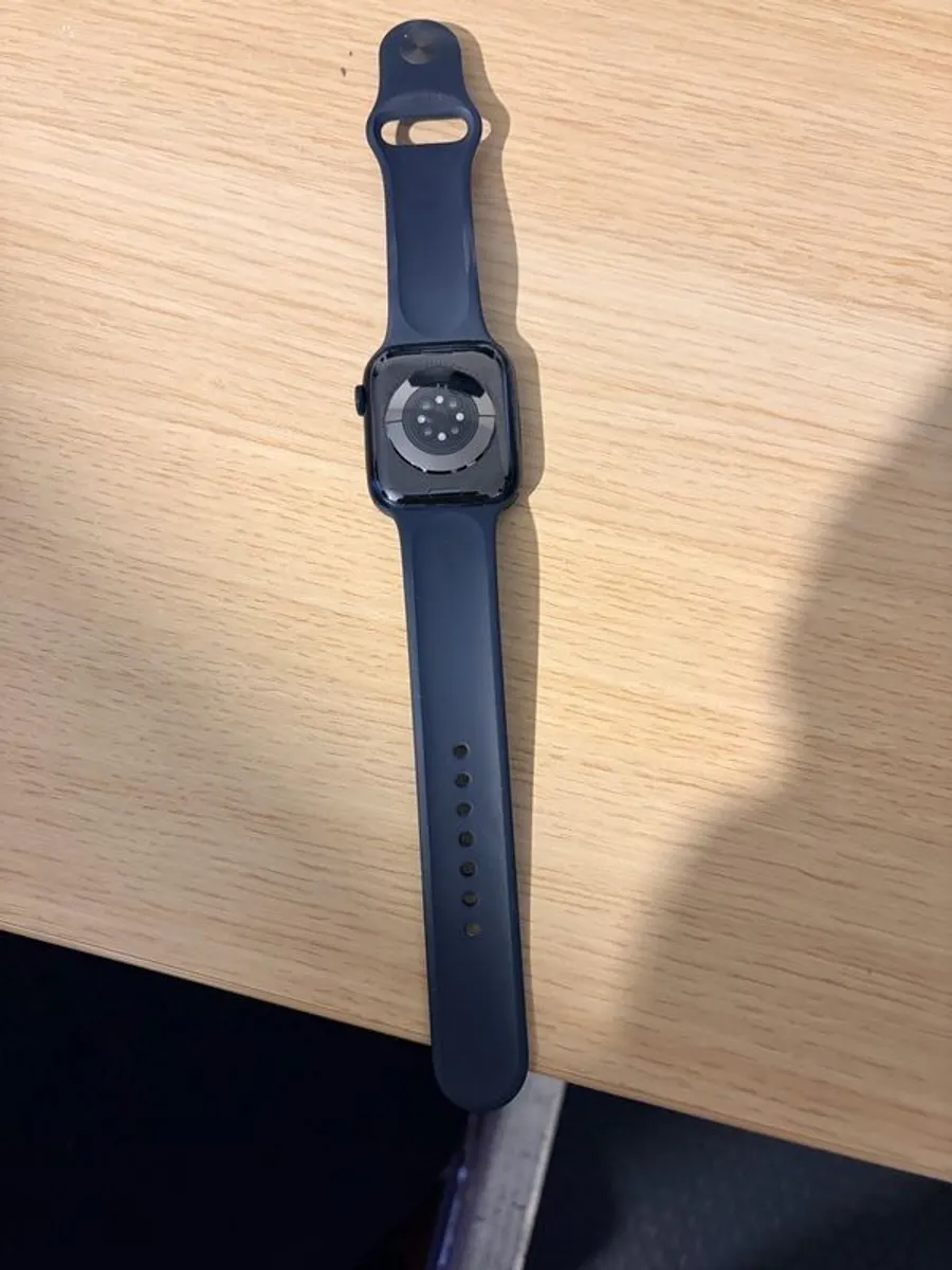 Apple Watch - Image 2