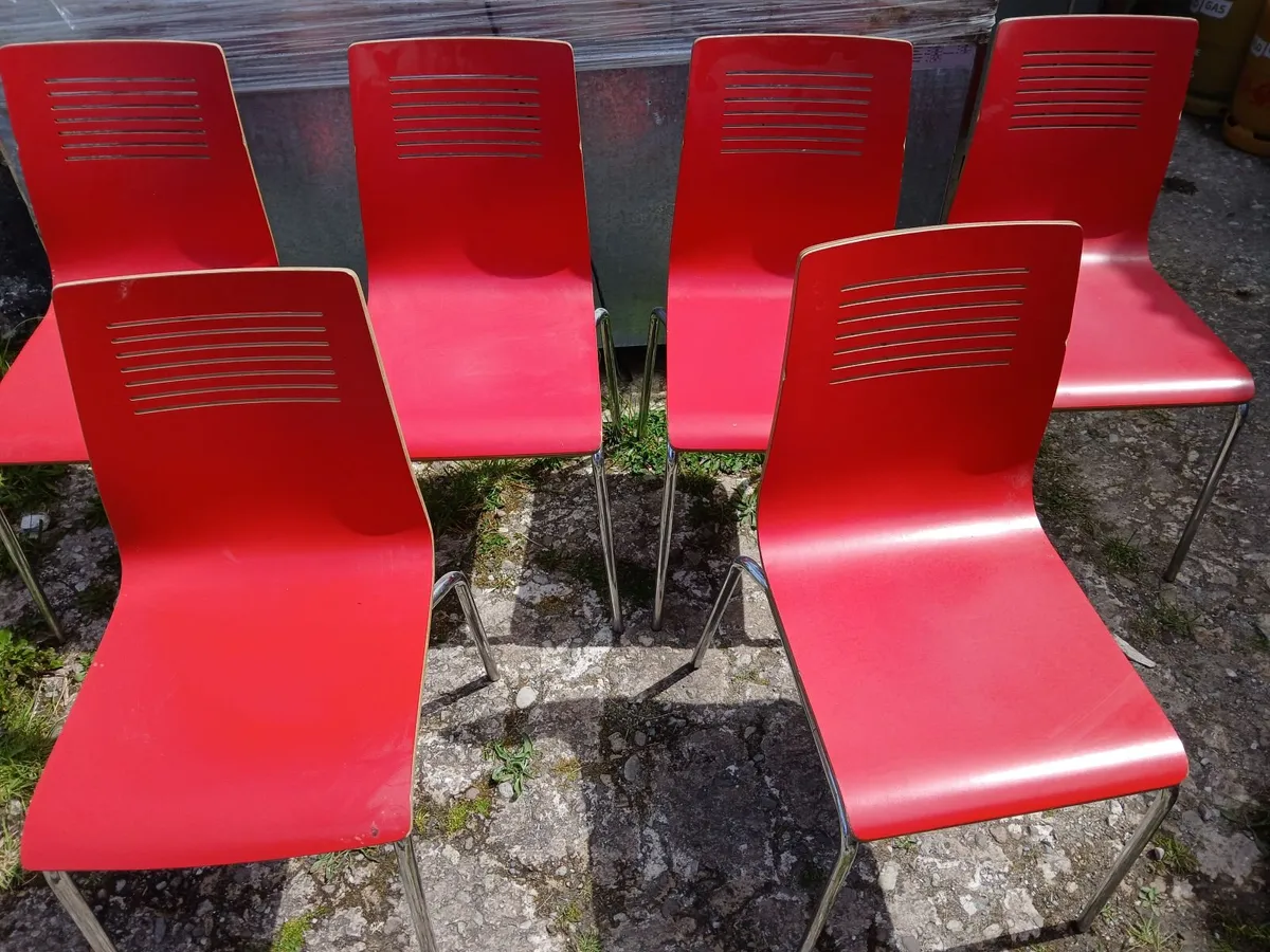 Chairs 💺 💺 💺 💺 💺  lot of (6)..delivered - Image 2
