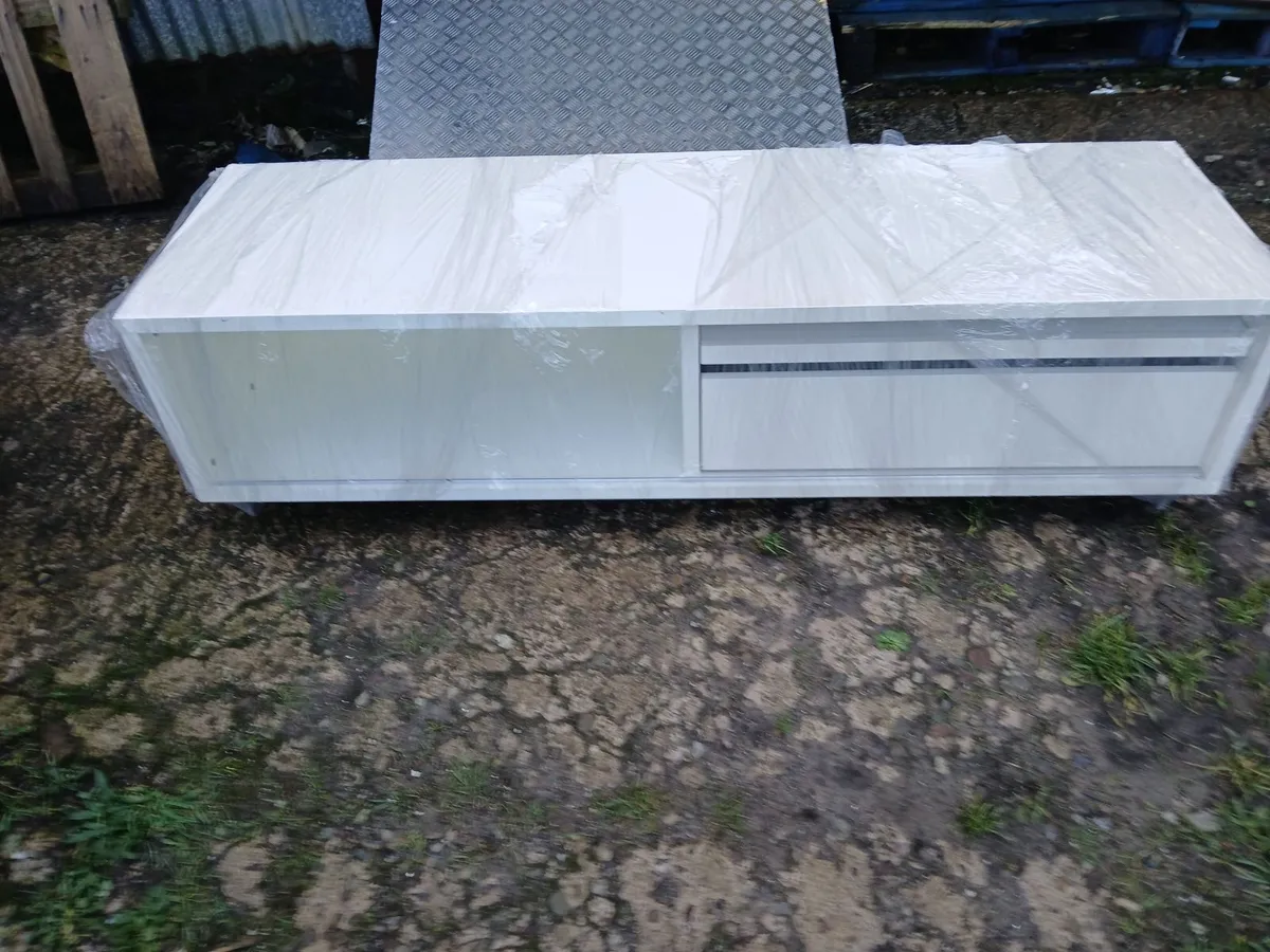 Tv stand entertainment unit complete new - Image 2