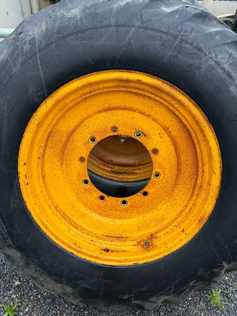 JCB 3CX rear wheels - Image 1