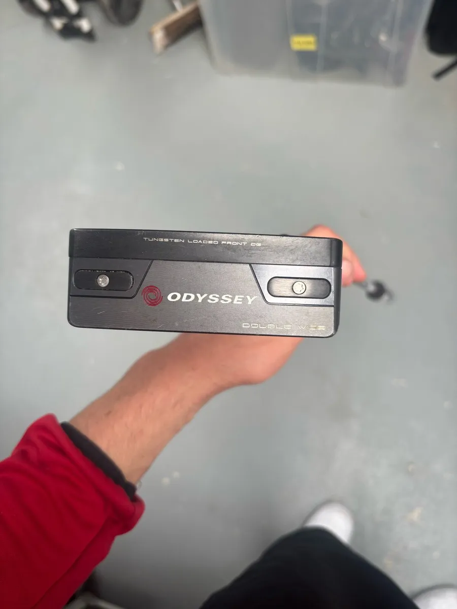 Odyssey Tri Hot 5k double wide putter - Image 1