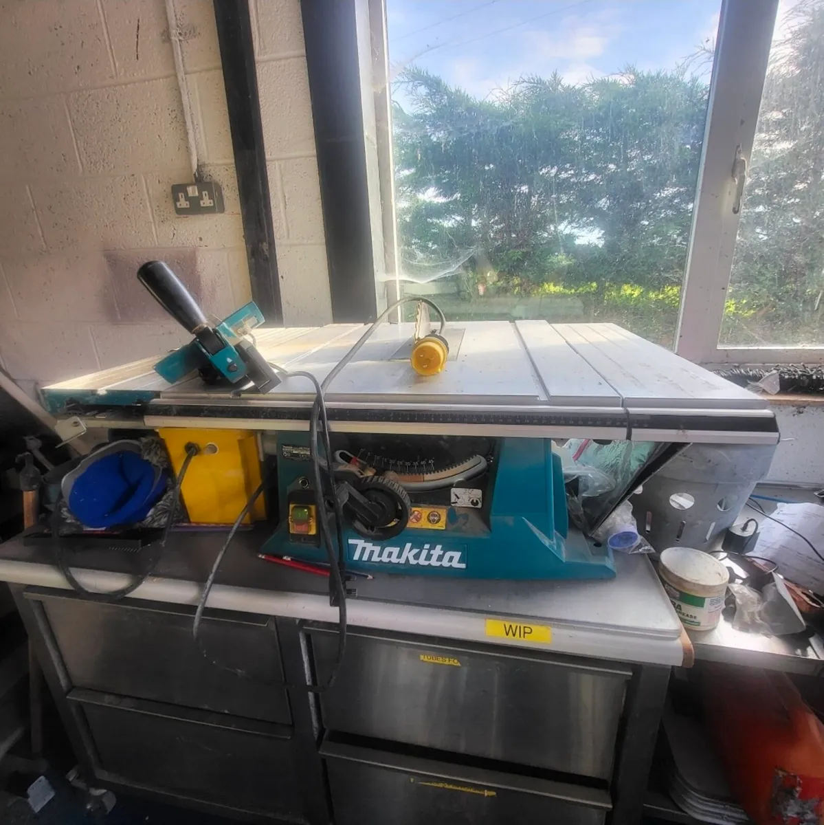 Makita table saw