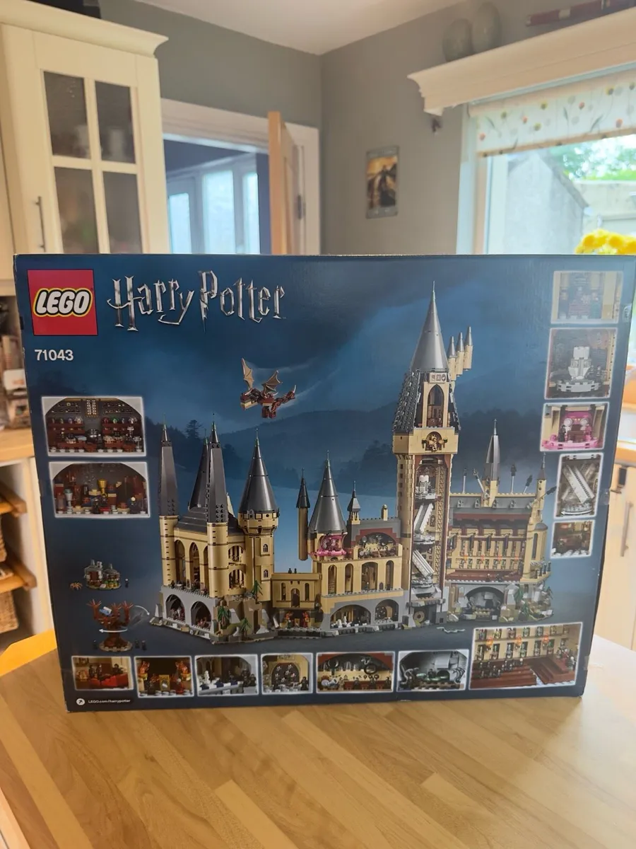 Lego Hogwarts Castle #71043 - Image 3
