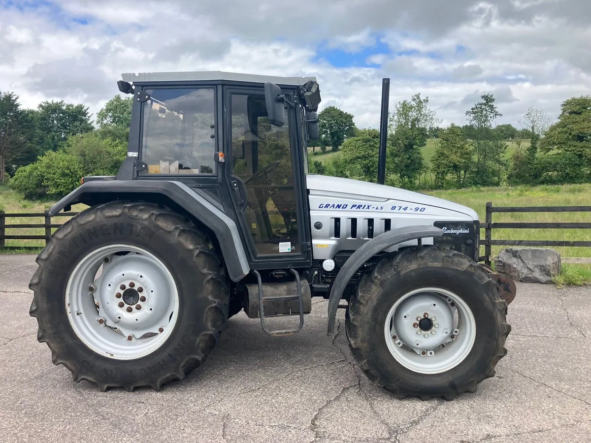 LAMBORGHINI 874-90 4WD - Image 2