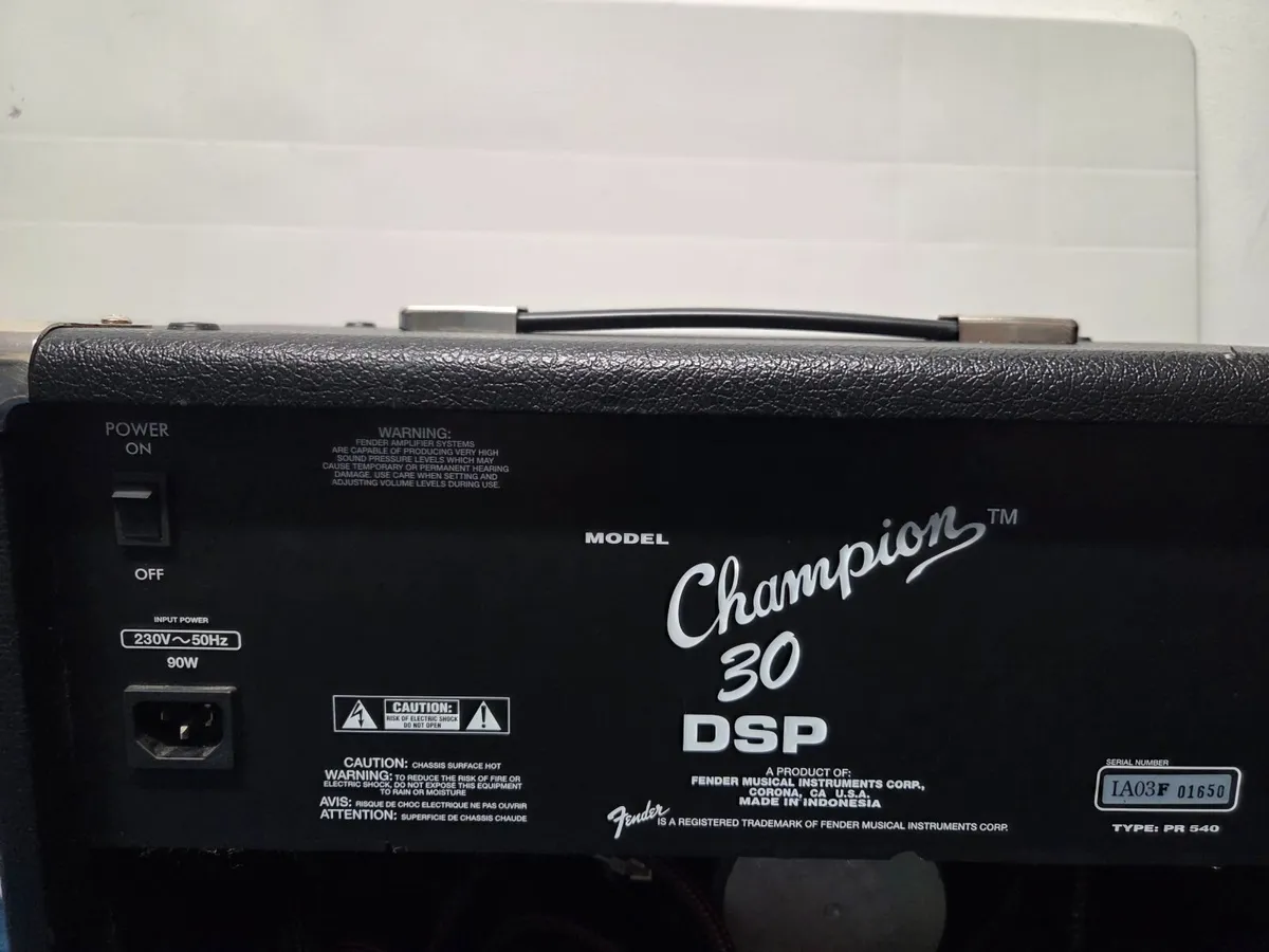Fender 30w Electric Guitar Amp - Image 2