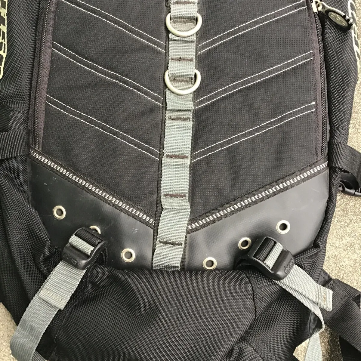 OGIO 1150 Motorcycle Backpack - Image 4