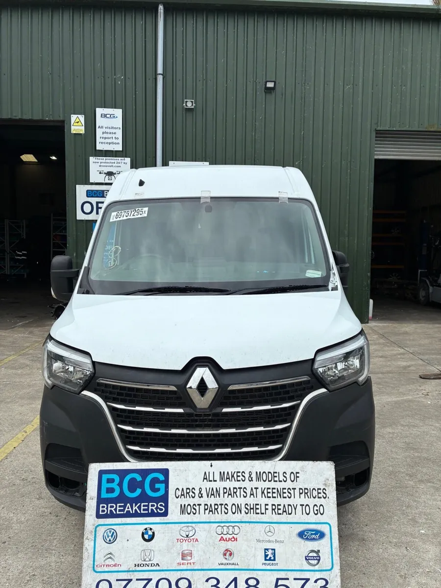 2024 renault master parts breaking