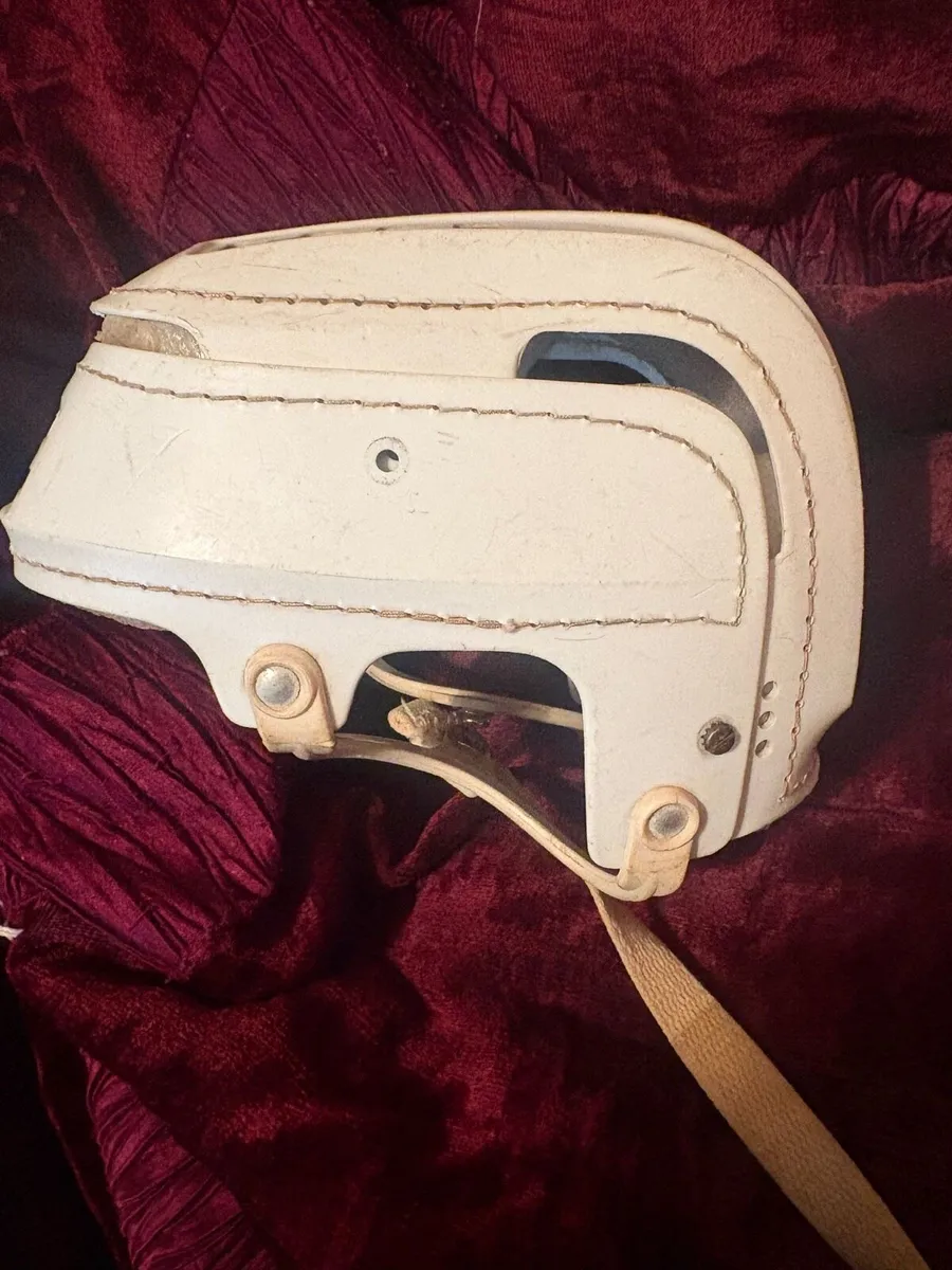 Oldstyle white cooper helmet - Image 3