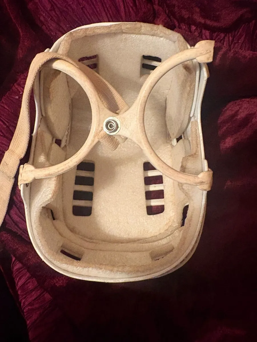Oldstyle white cooper helmet - Image 4