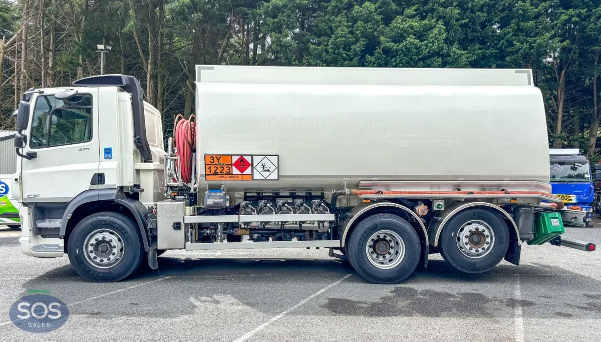 2019 DAF CF 370 FAN Rigid Tanker - Image 3