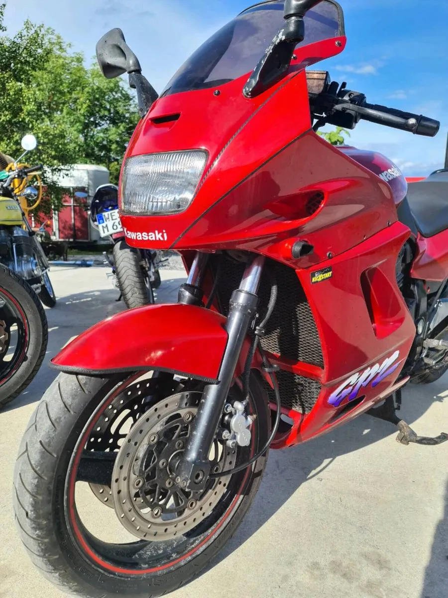 Kawasaki GPZ1100 - Image 4