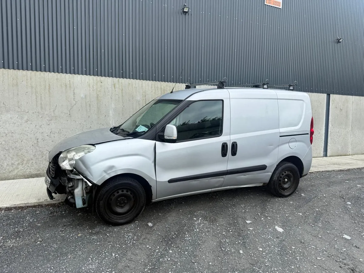 2015 Vauxhall Combo 1.3 Diesel - Image 3