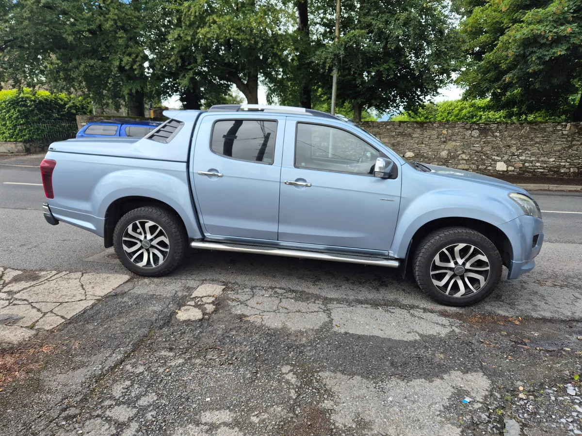 Isuzu D-Max 2016 - Image 2
