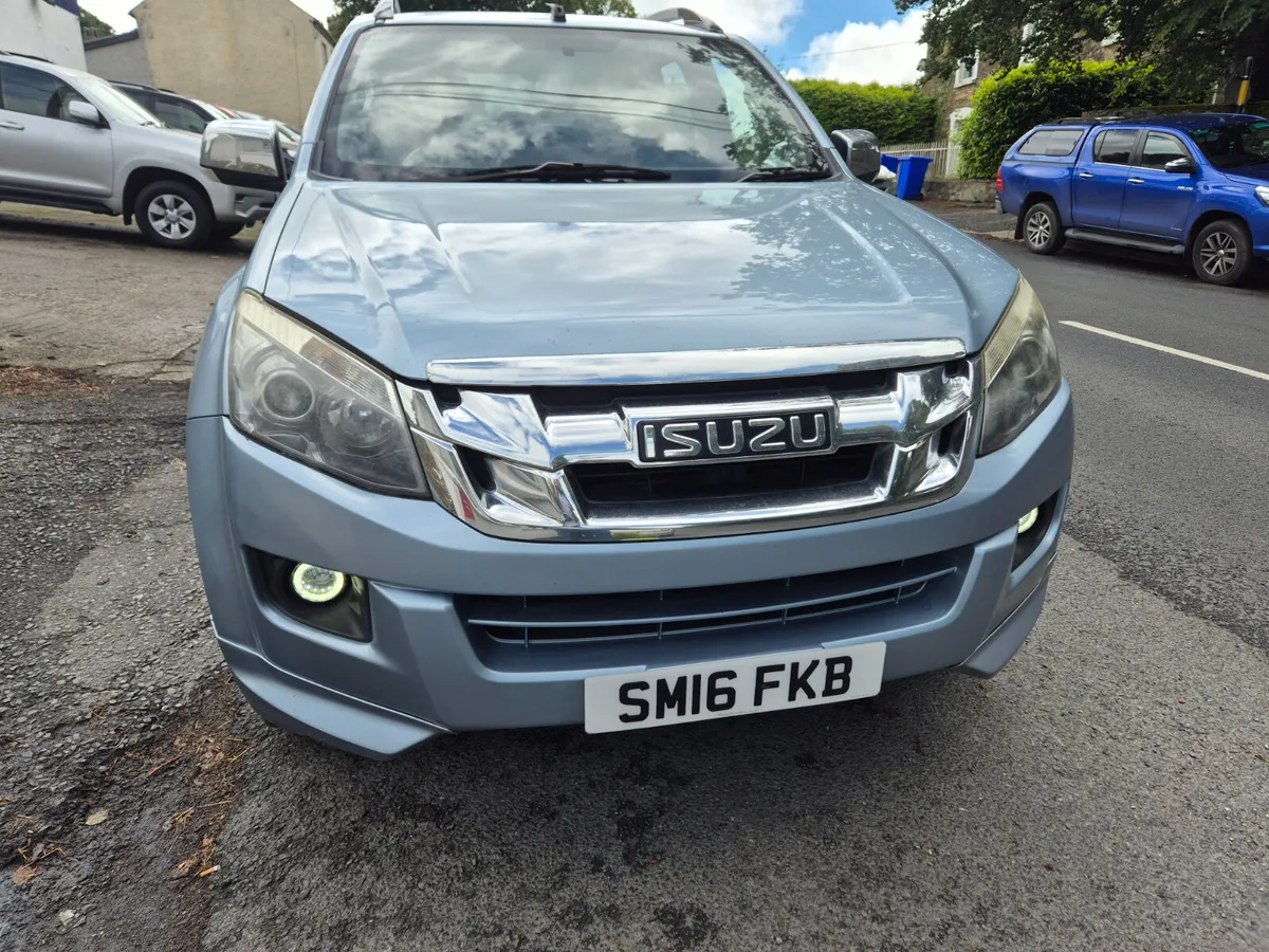 Isuzu D-Max 2016 - Image 1