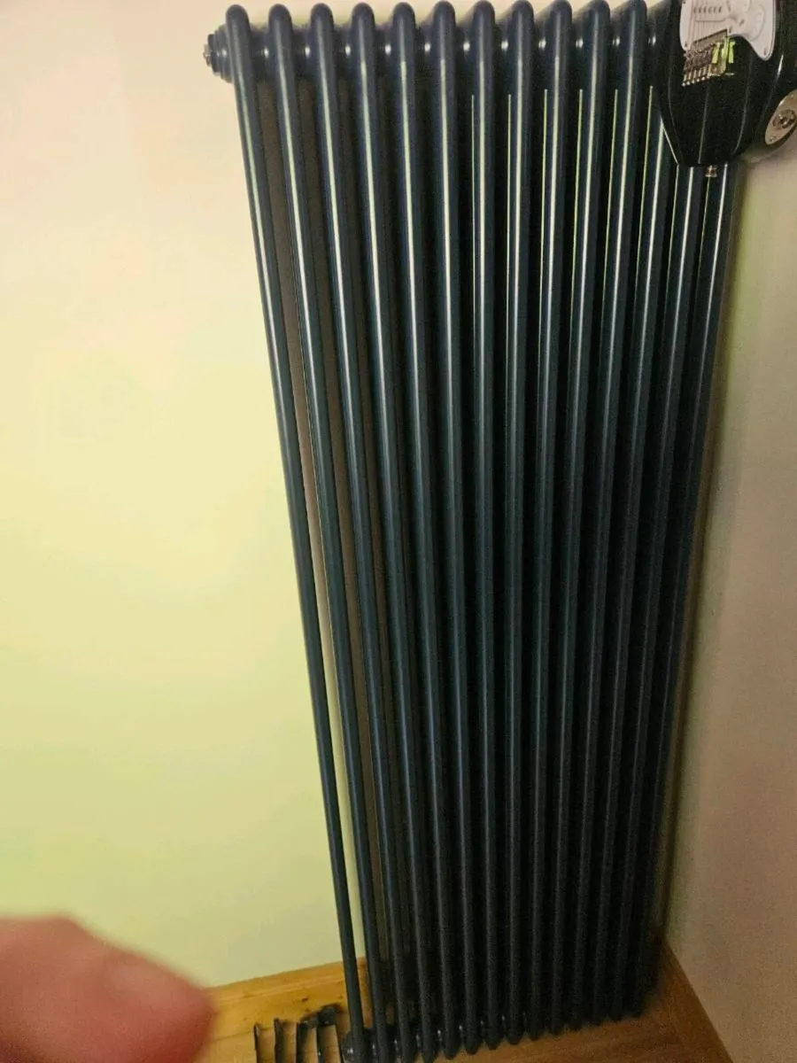 3 Column Vertical Radiator - Image 2