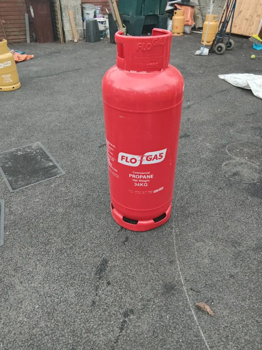15 Empty Gas cylinders +2( 34 )Prophane - Image 1