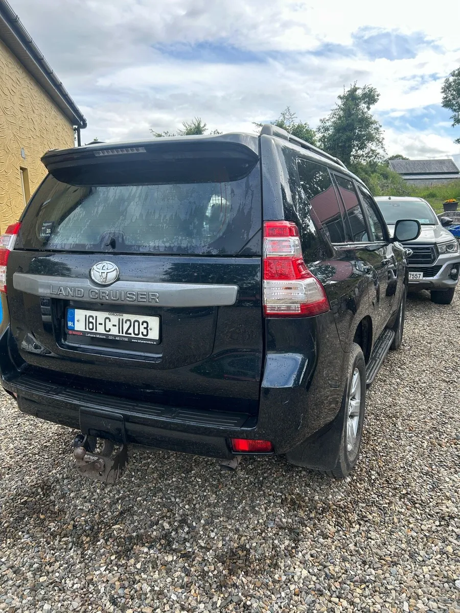 2016 Totoya landcruiser 3.lt - Image 2