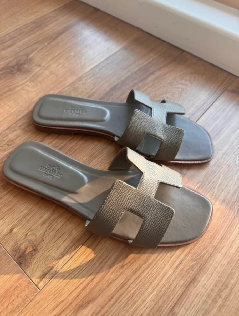 Hermes Oran Sandal - Image 2