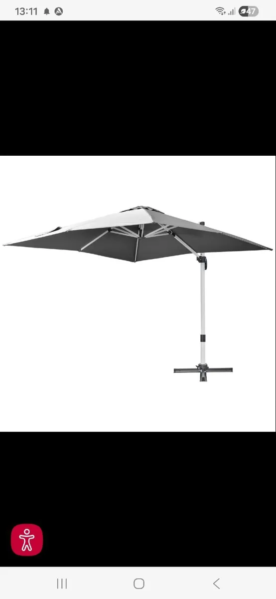 3m Hanging Level Cantilever Parasol & base weights